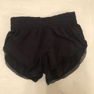 black lululemon athletic shorts
